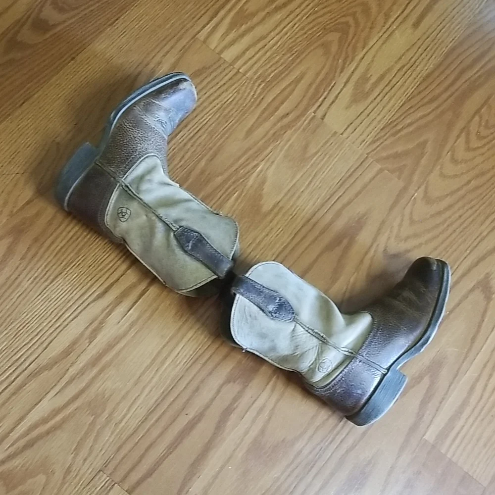 Ariat used lots